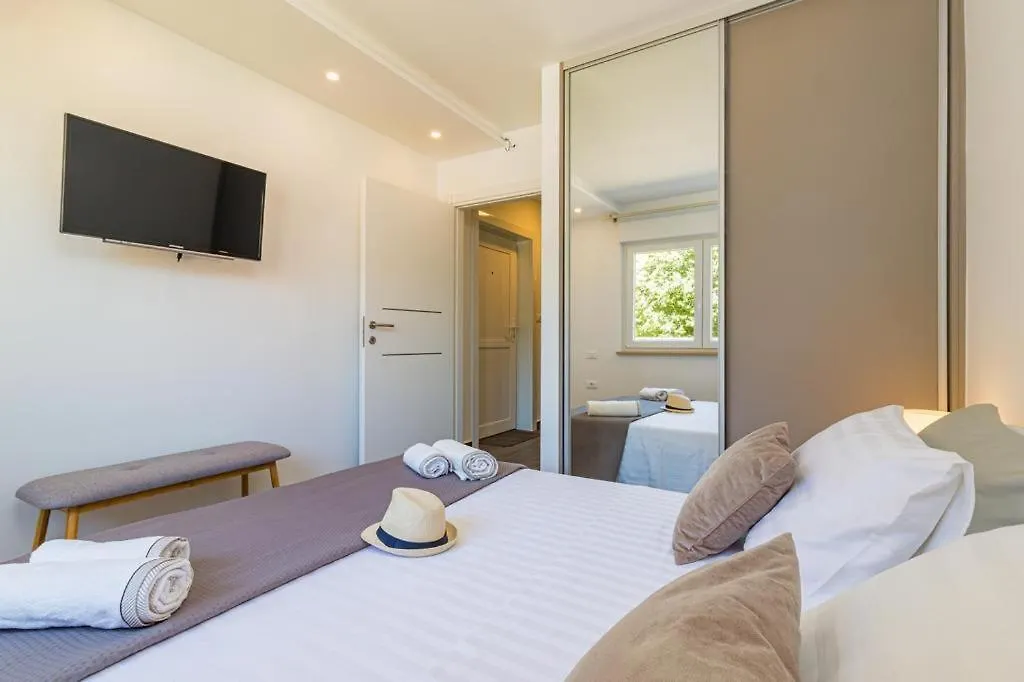 N&G New Apartment Stoja Beach Pula Croatia