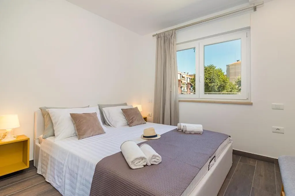 N&G New Apartment Stoja Beach Pula